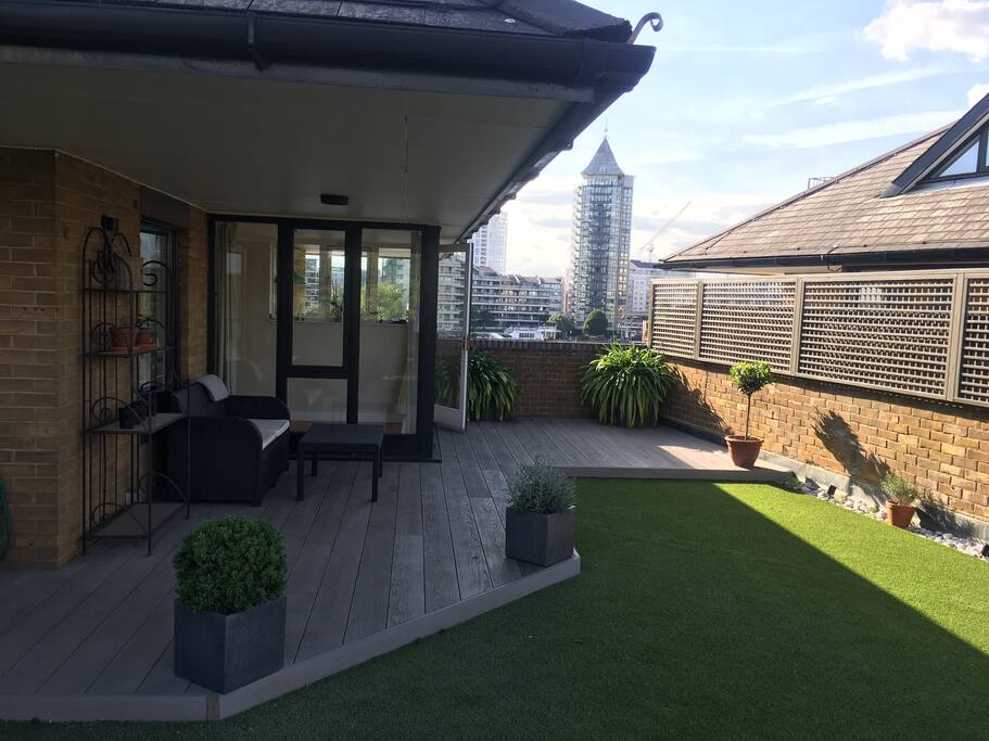Terrace where you can eat breakfast