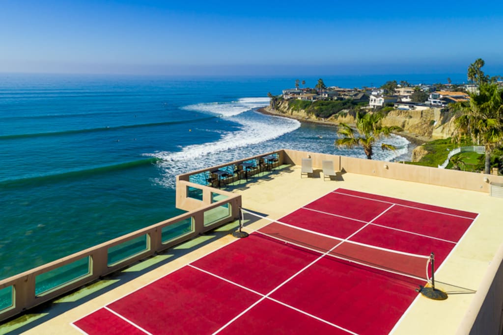 Roof-top tennis deck