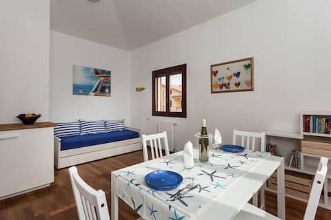 Top Airbnb: Apartment in villa at the sea a Quartu Sant'elena