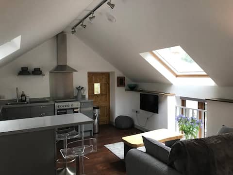 Top Airbnb: Converted Cider Press with mod cons in Wye Valley in Herefordshire