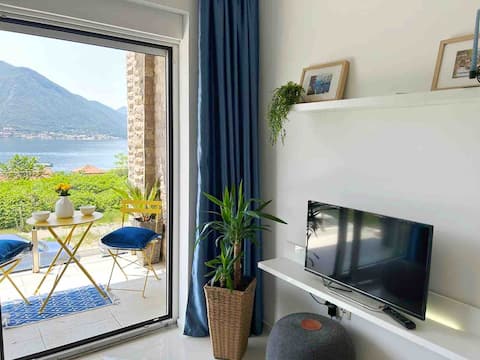 Top Airbnb: Sensational View Apartment - Bright and Modern in Kotor