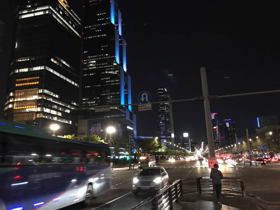 Gangnam Style - Night View