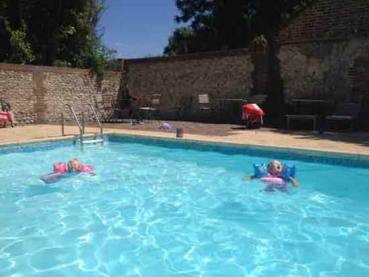 Littlehampton Holiday Rentals & Homes England, United Kingdom Airbnb