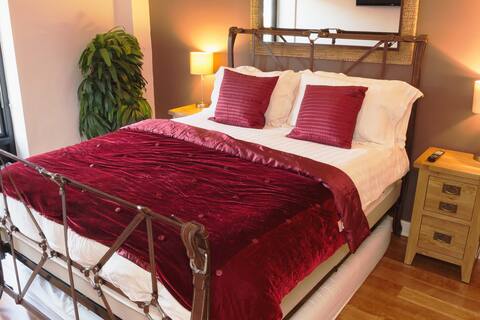 The Sapphire Suite,The Jewellery Suites, 3 bedroom