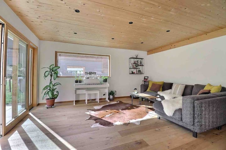 Private Room In The Val De Bagnes! (Cozy Top Room) - ヴェルビエ