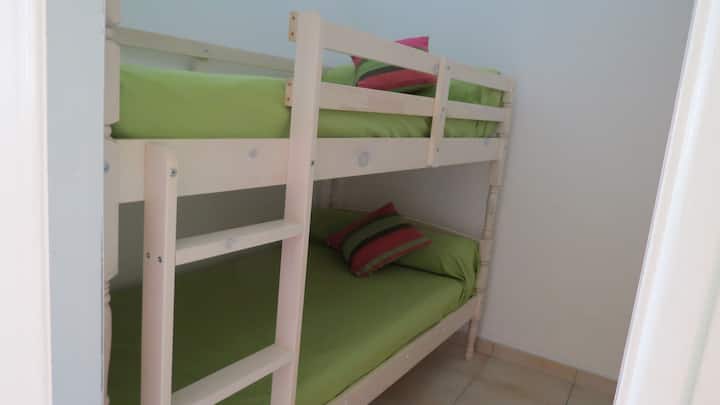 Kabinë me 2 krevate marinari