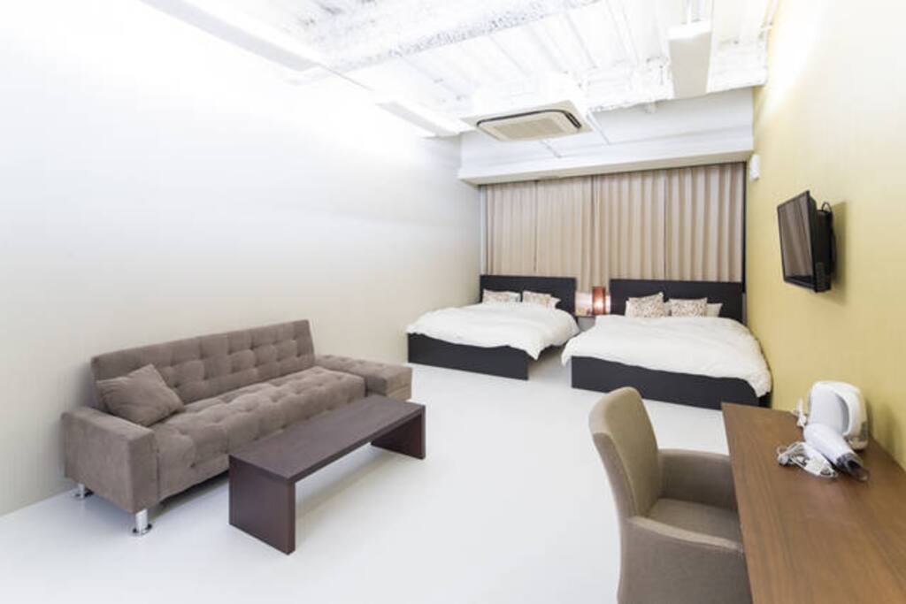 the whole room