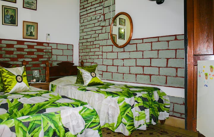 Stanza privata con due letti personali 