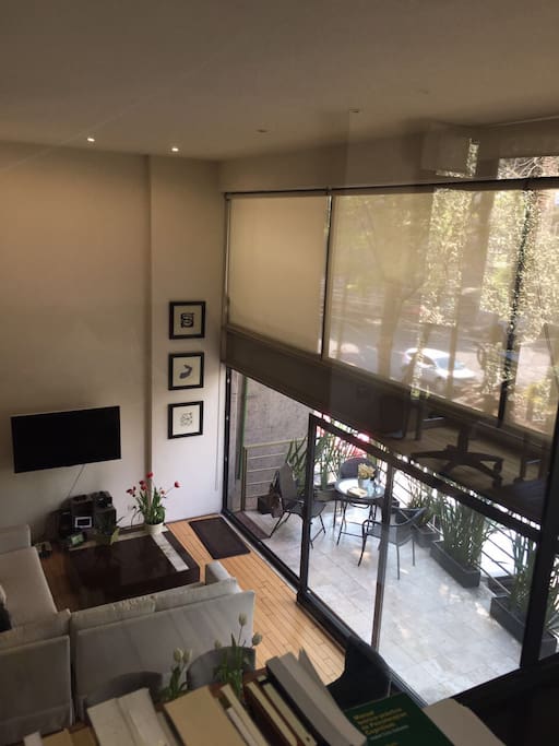 High ceilings and balcony