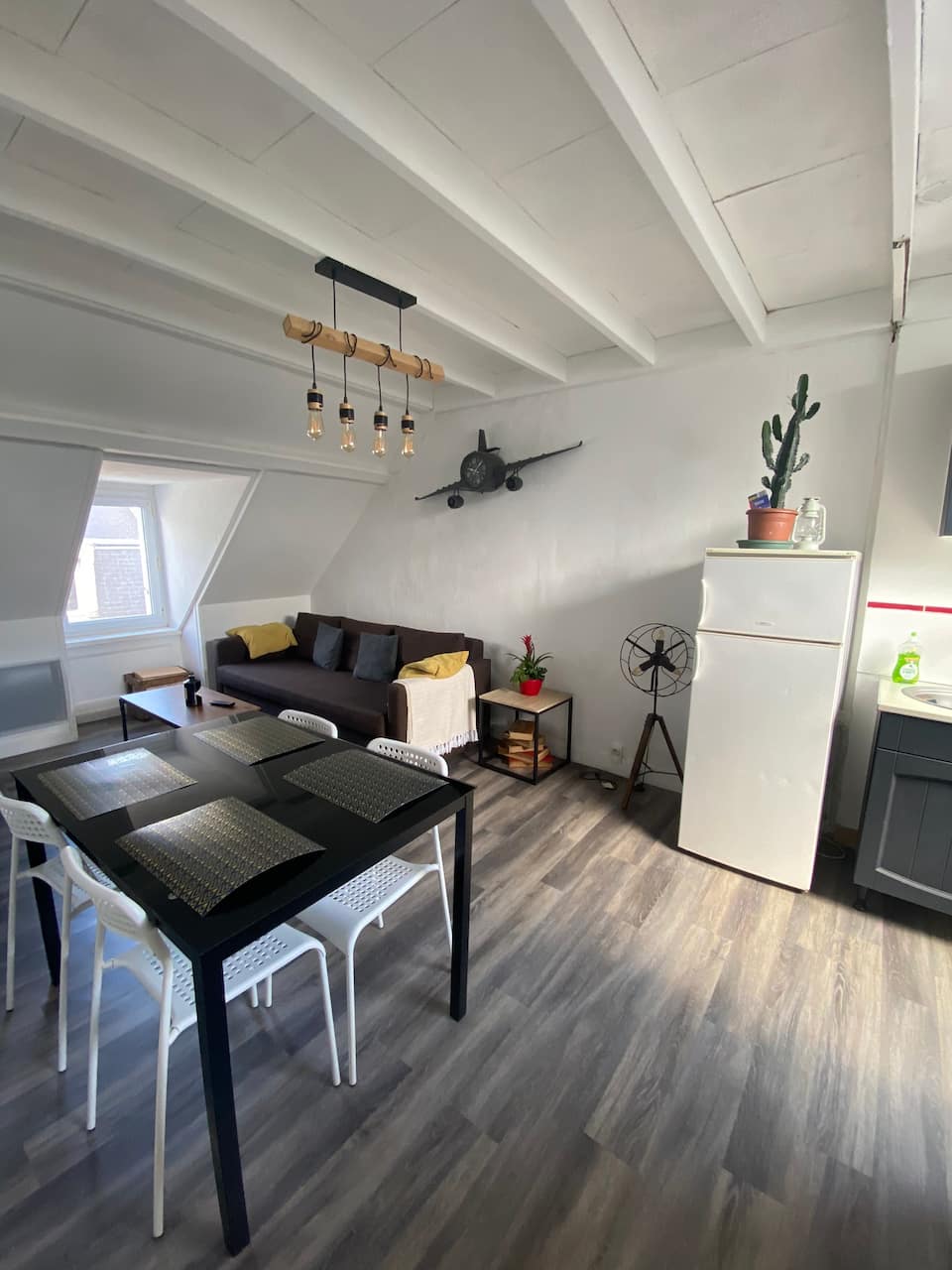 Wing Flat