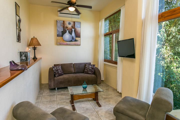 Სასტუმრო ოთახი