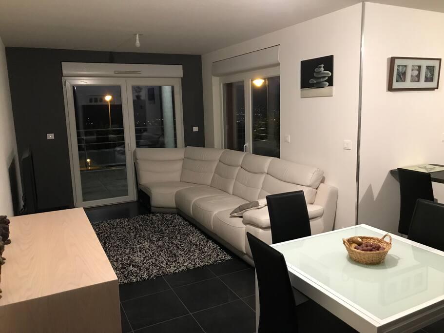 Salon à partager