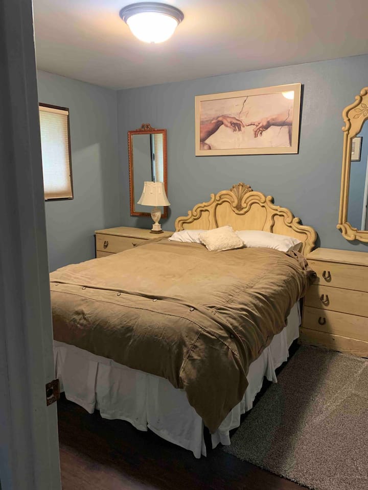 غرفة النوم 1