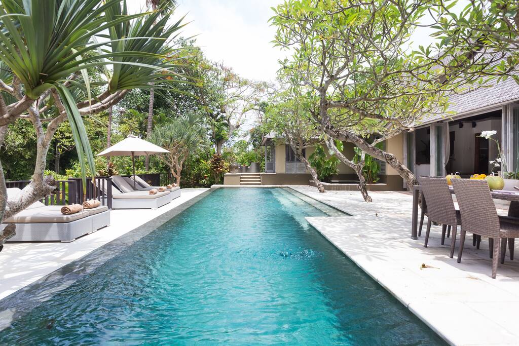 Gorgeous 3BR 20m pool GYM 2000msq land Villas for Gorgeous 3BR 20m pool GYM 2000msq land Villas for