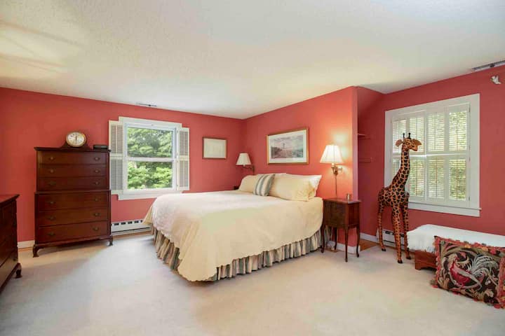 მთავარი საძინებელი 193×203 სმ საწოლით