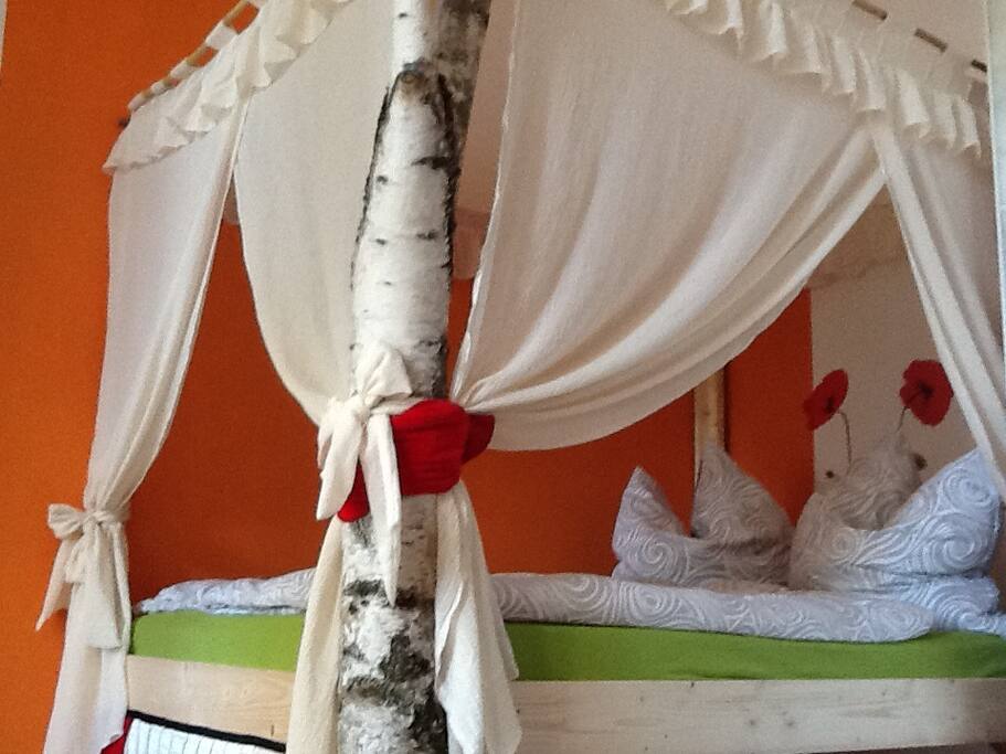 Das neue königliche Himmelbett