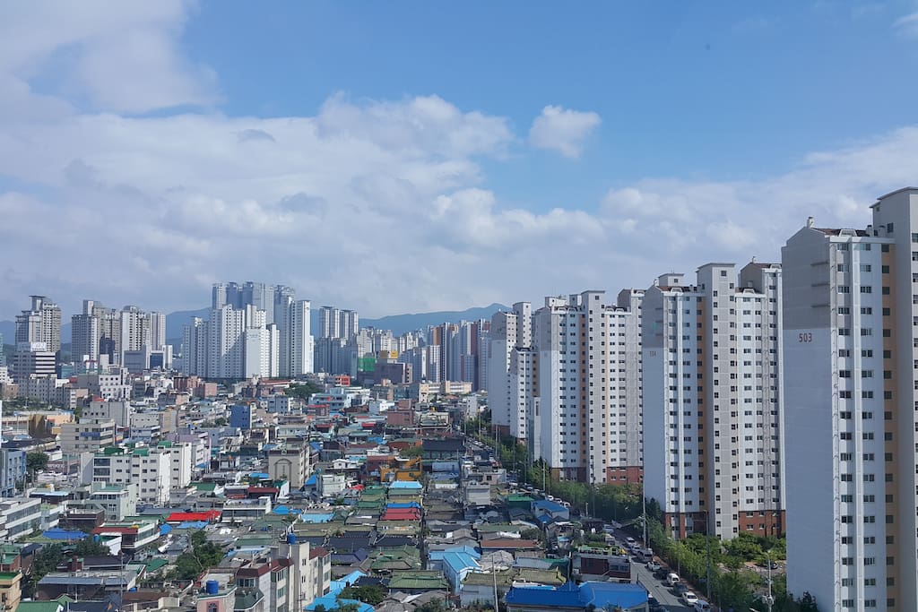 Studio with a Great View at Subway Station 1 min. Apartments for Rent