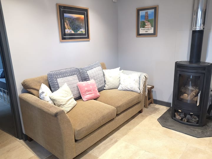 Converted Stables Close To Cheddar Gorge - Banwell Castle