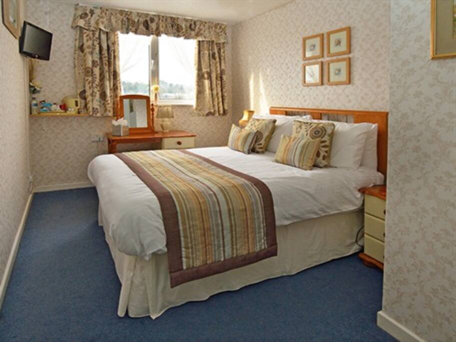 Guest room