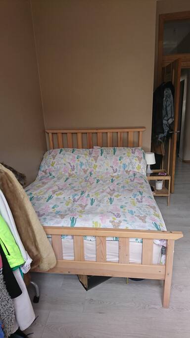 Sunny, quiet double room