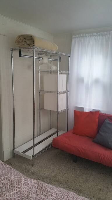 bedroom open closet
