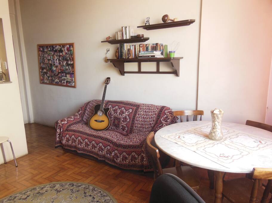 Entrada vista da sala.