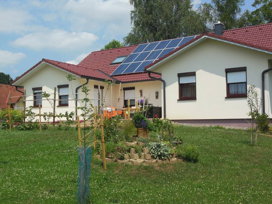 mit zwei gemütlichen Appartementes