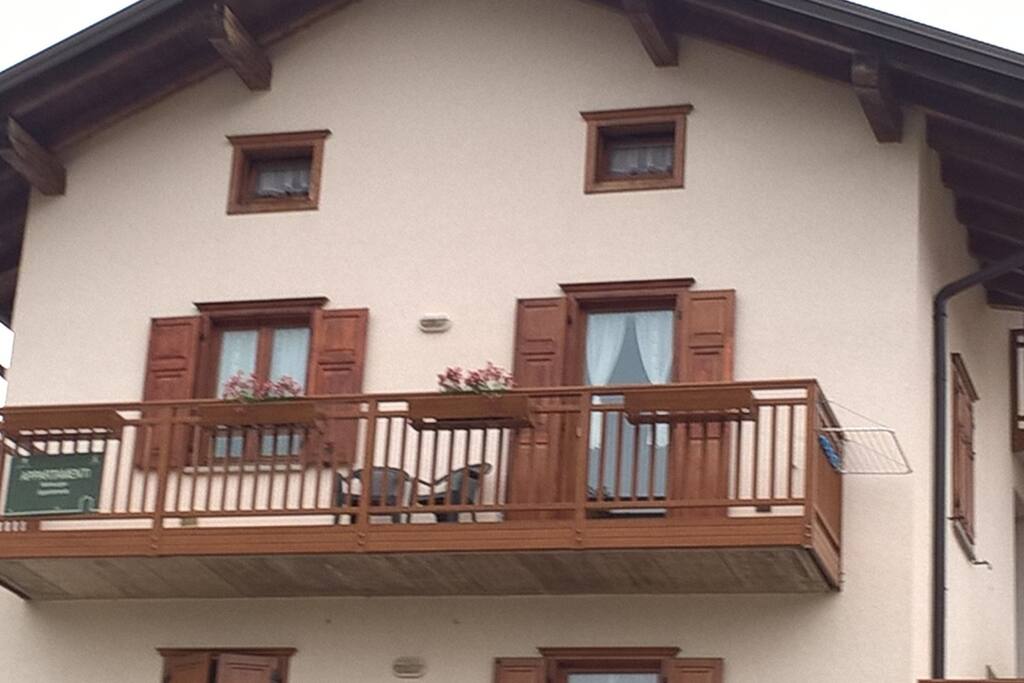 balcone vista montagne