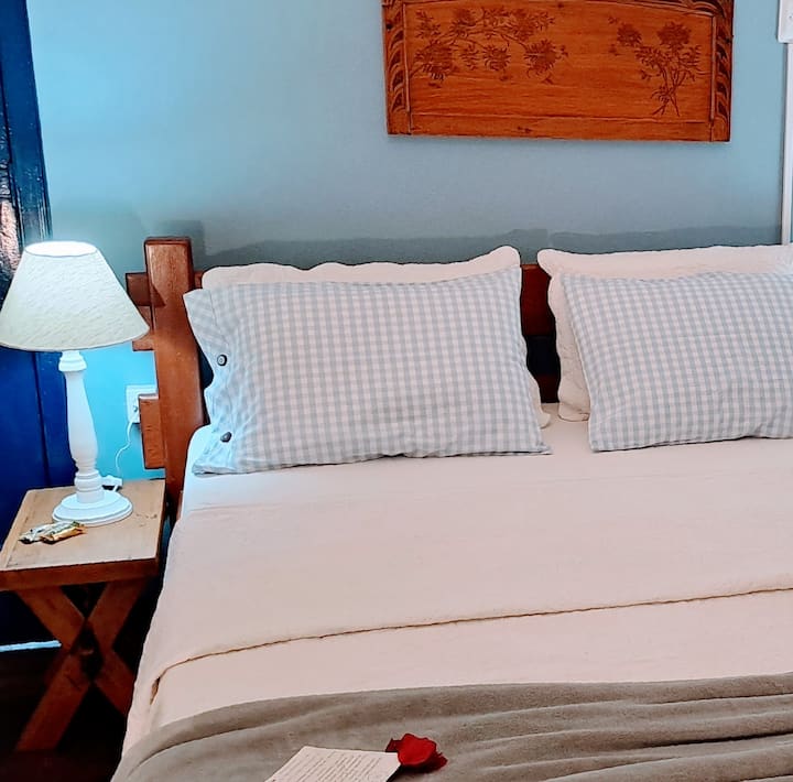 Dhoma e gjumit 1.
Krevat dopio "Queen". 