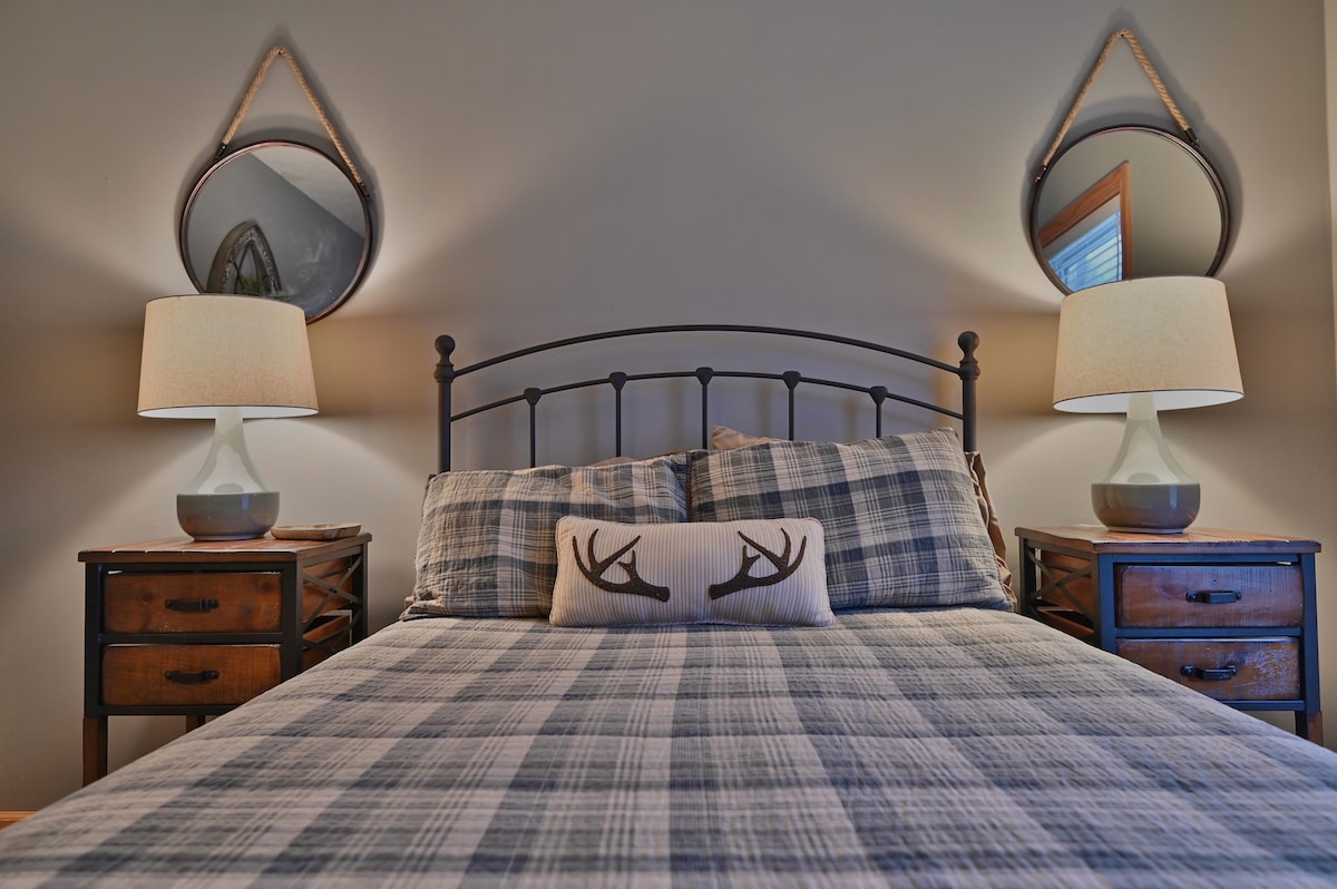 חדר שינה בקומה הראשונה 