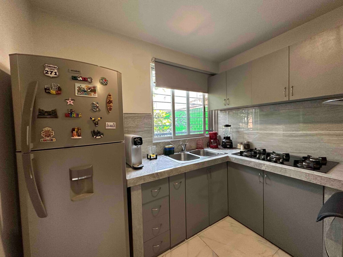 Top performing Airbnb: Beautiful apartment with balcony in Anahuác 2ª Sección