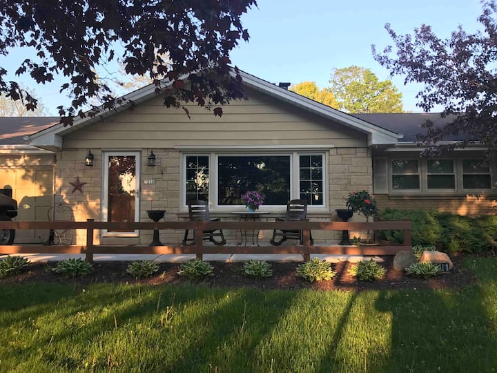 Home in Wauwatosa · ★4.93 · 4 bedrooms · 3 beds · 1.5 baths