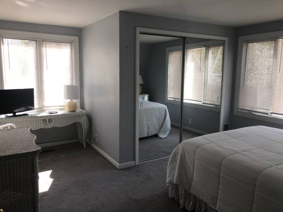 Bedroom Queen size