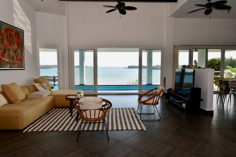 Sand Dollar Villa by the sea at Boca Chica Panama