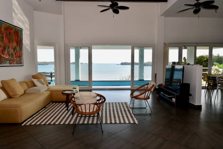 Sand Dollar Villa by the sea at Boca Chica Panama