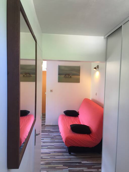 Entrée avec grand dressing
