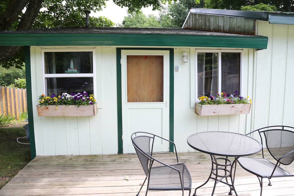 The cabin with the new deck.
