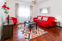 Porto 4 Flats- Metro Trindade III - 2 to 16 person