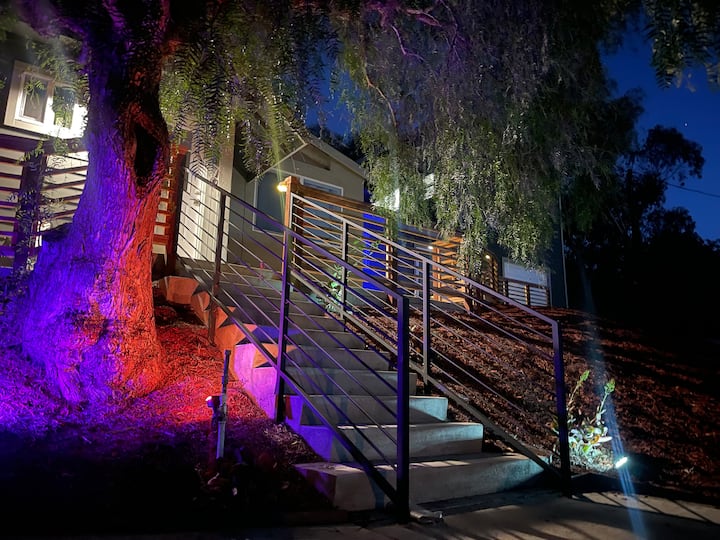 Beautiful Hilltop Getaway Paradise - La Mesa, CA