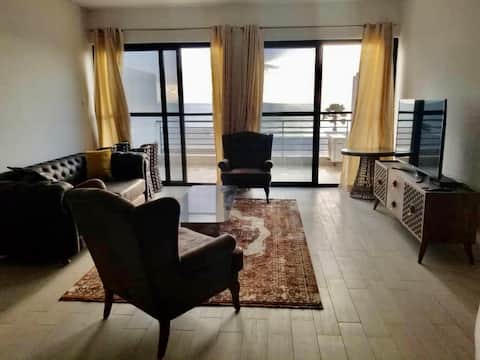 Apartment with Beach Front View (Relax Waterfront)