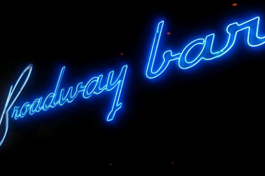 Foto de Broadway Bar