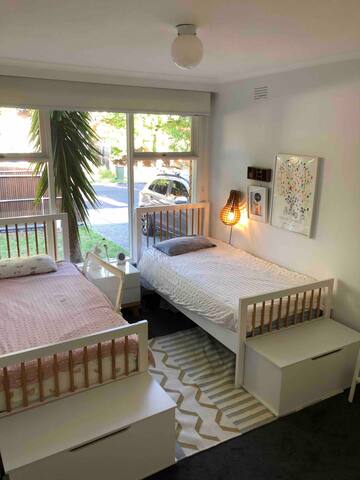 Large and bright house in quiet central location gallery image 2