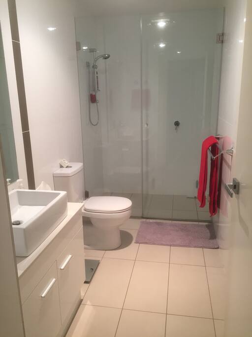 Modern bathroom