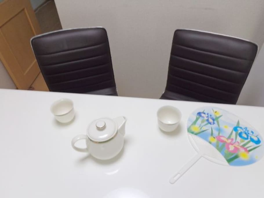 High counter table