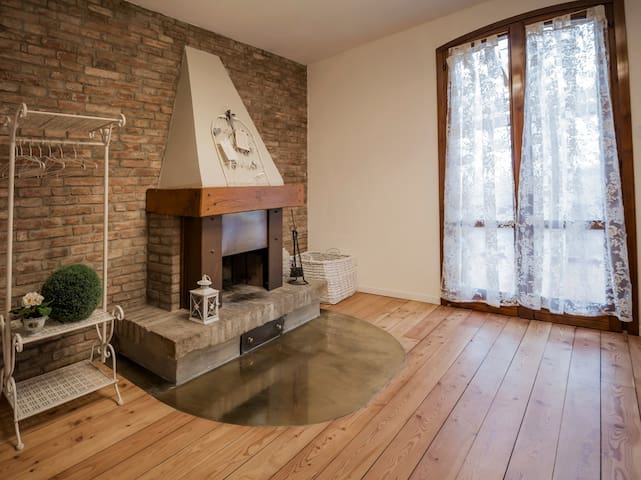 Accademia al Colle – Casa delle Rose gallery image 5