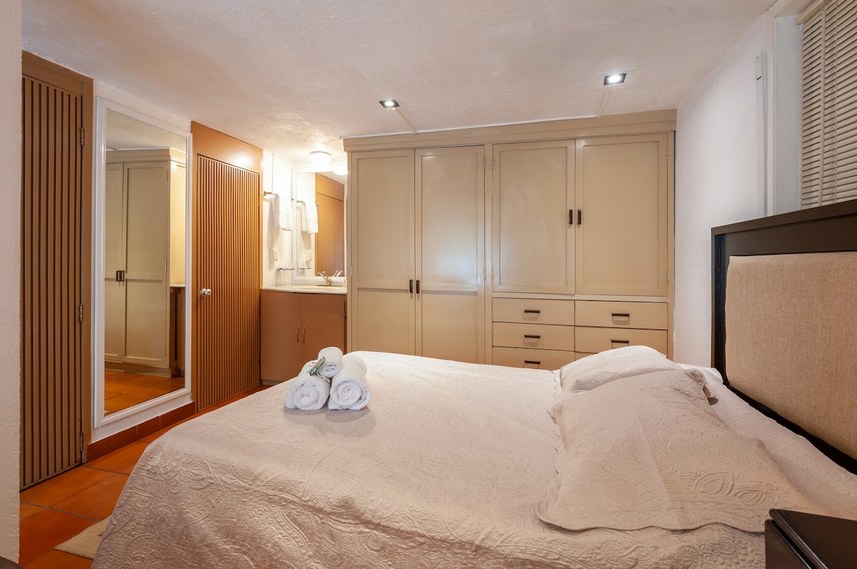 Top Airbnb: 4A Cozy and bright suite with a large terrace. en Olivar De Los Padres