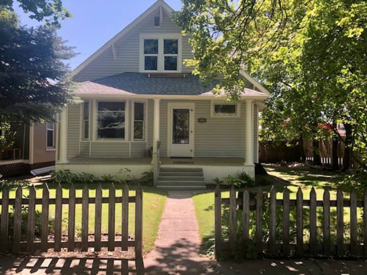 The White Picket Fence Downtown River Front Houses for Rent in