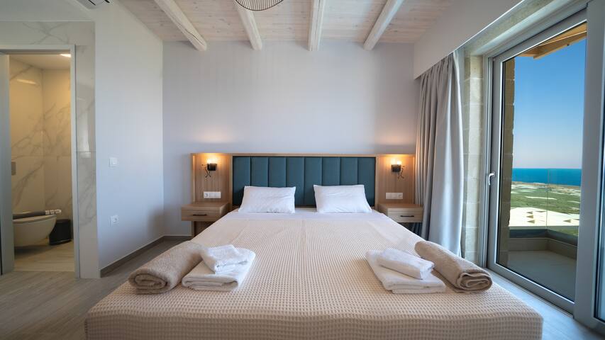 Twin Villas, private pools, sea view, jacuzzi, ΒΒQ gallery image 5