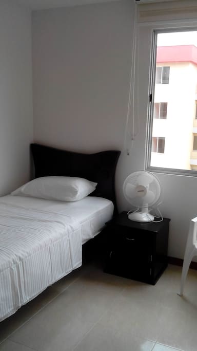 Alcoba secundaria con cama nido