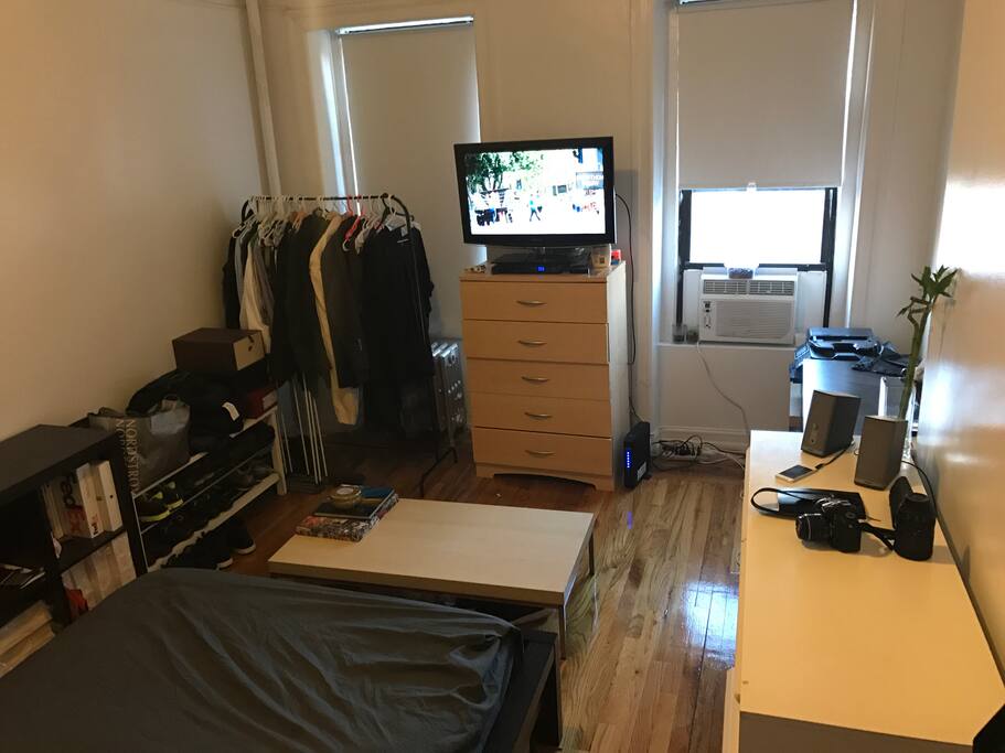 Drawer under TV is empty for use.